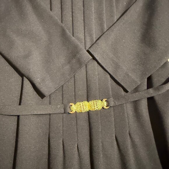 Talbot's Women's black long sleeve pintuck bodice cocktail dress, Size 8 - Picture 5 of 6